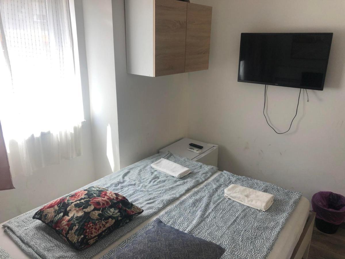 Bella Fiore Mini Rooms 3 Budapest Exterior photo
